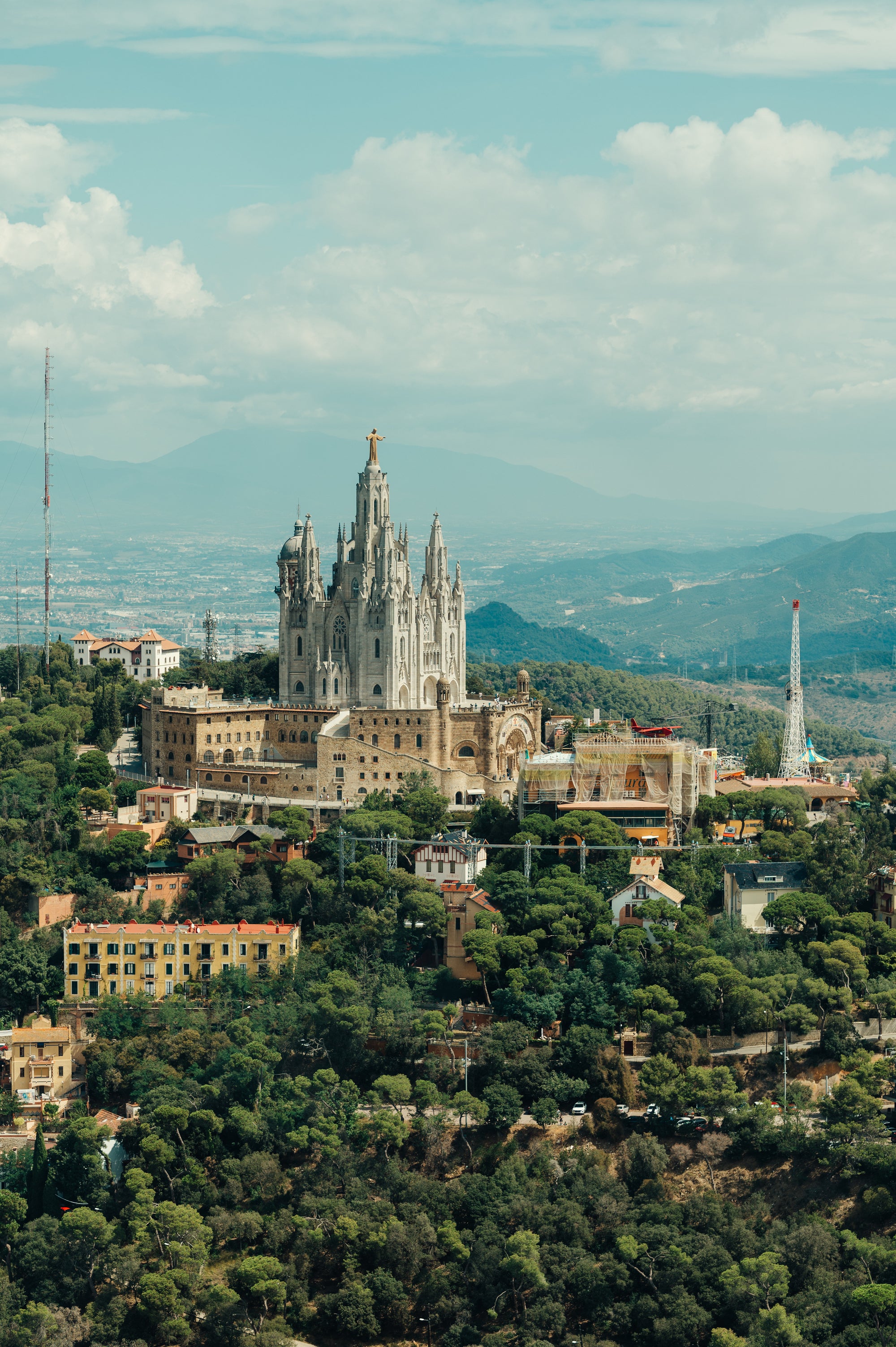 Barselonas brīvdienas ar Montserratas kalniem