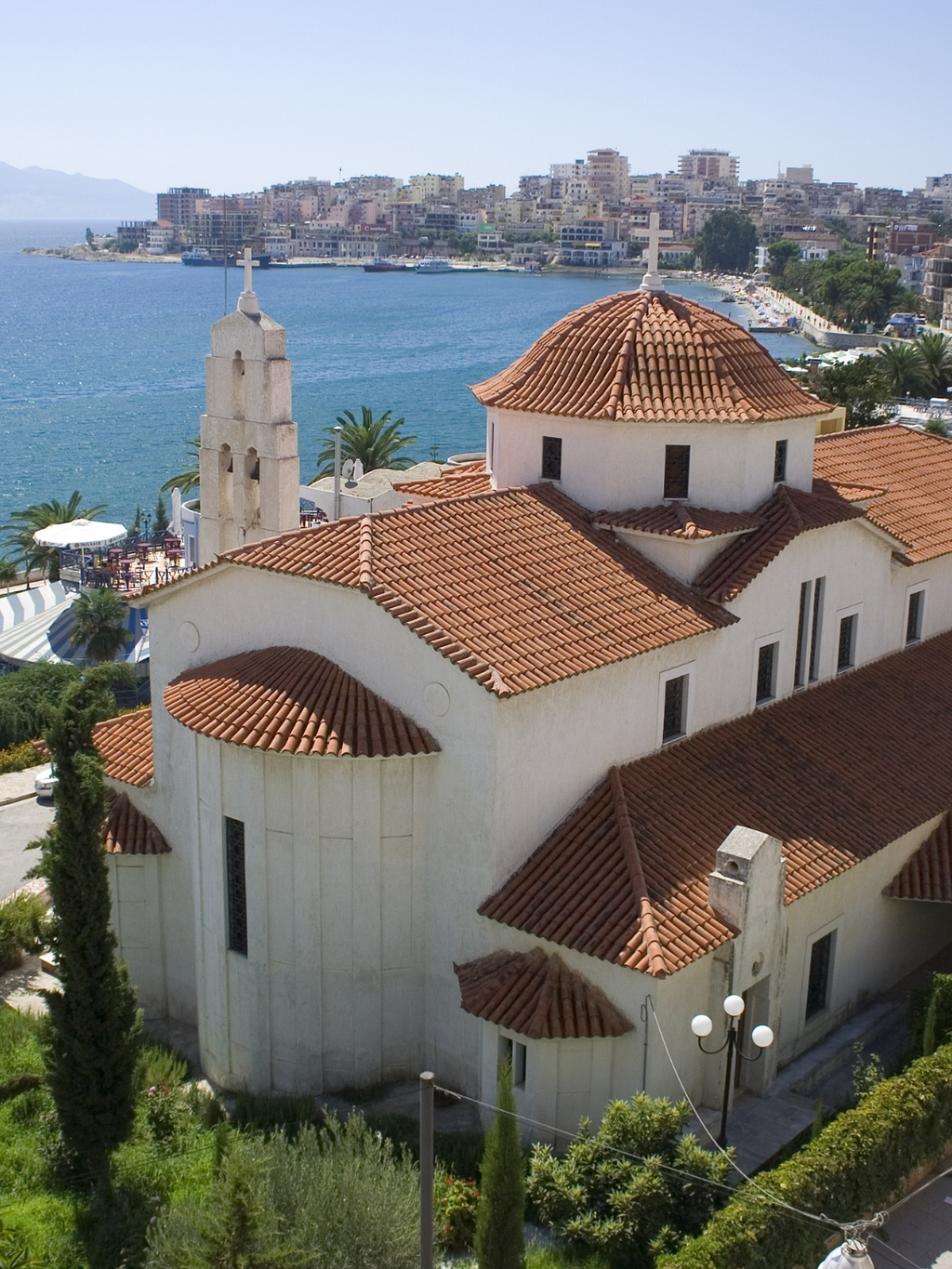 Albānija — piekrastes skaistums un kalnu elpa