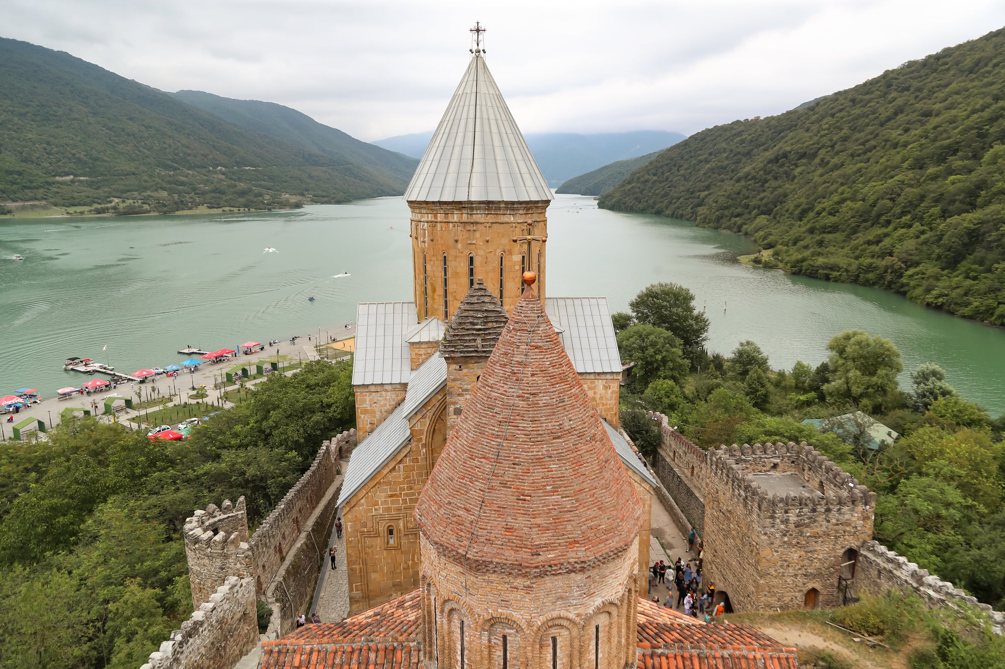 Baudi prieku Gruzijā jūnijā