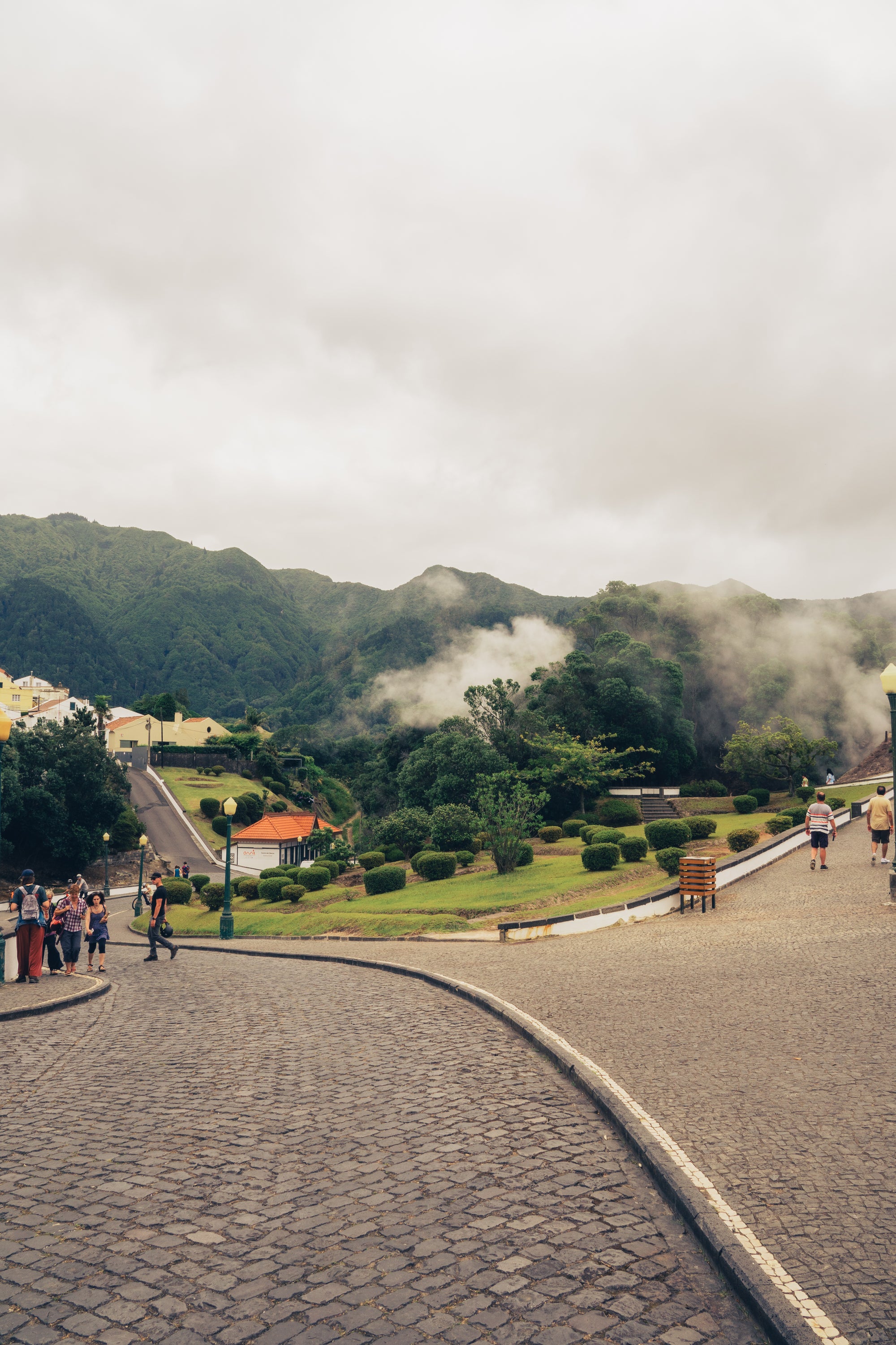 Atlantijas zaļā sala: mierpilns piedzīvojums Sao Miguel (caur Porto)