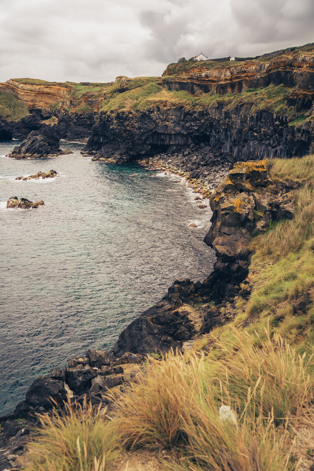 Atlantijas zaļā sala: mierpilns piedzīvojums Sao Miguel (caur Porto)