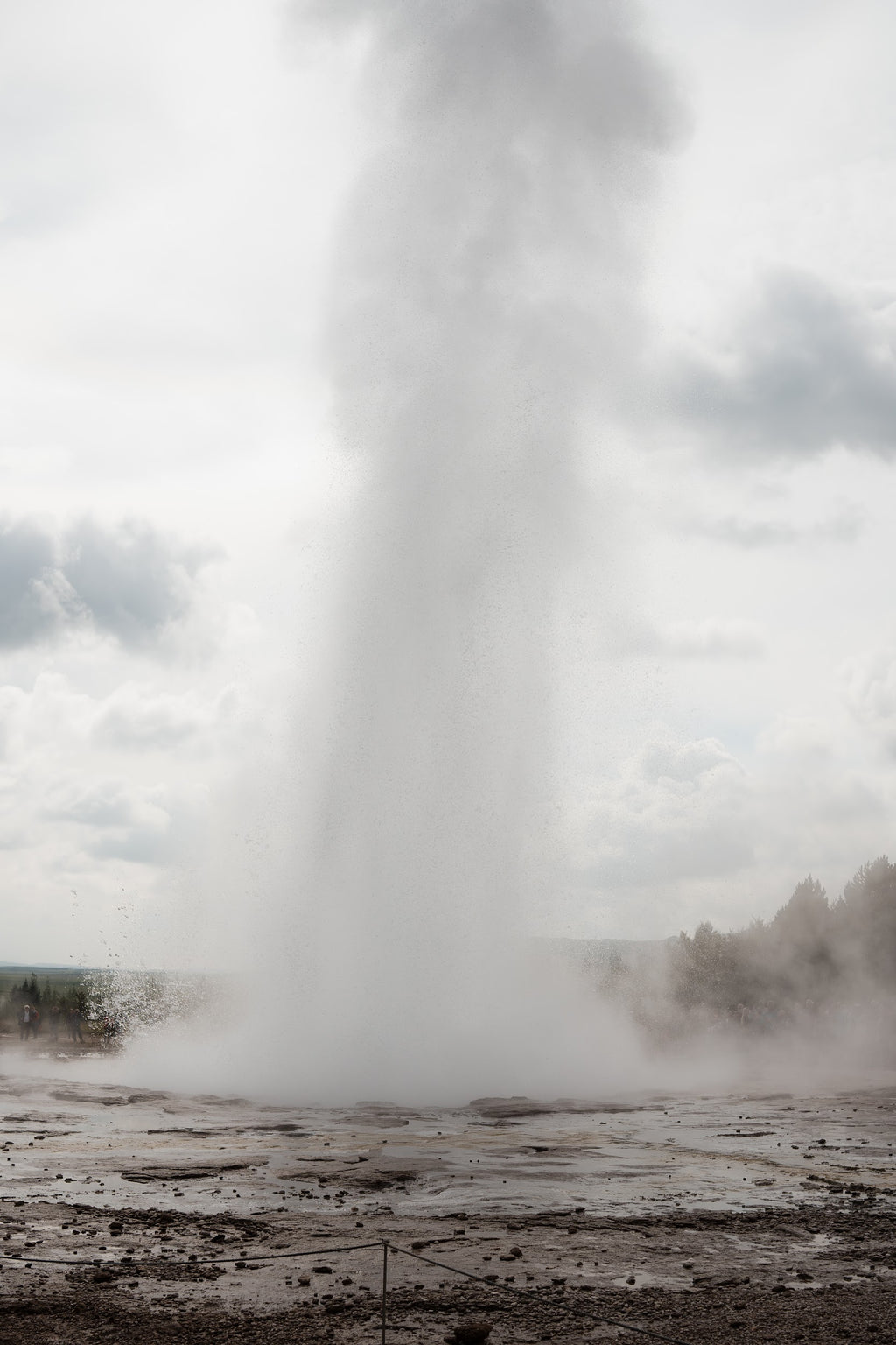 Uguns un ledus zeme Islande