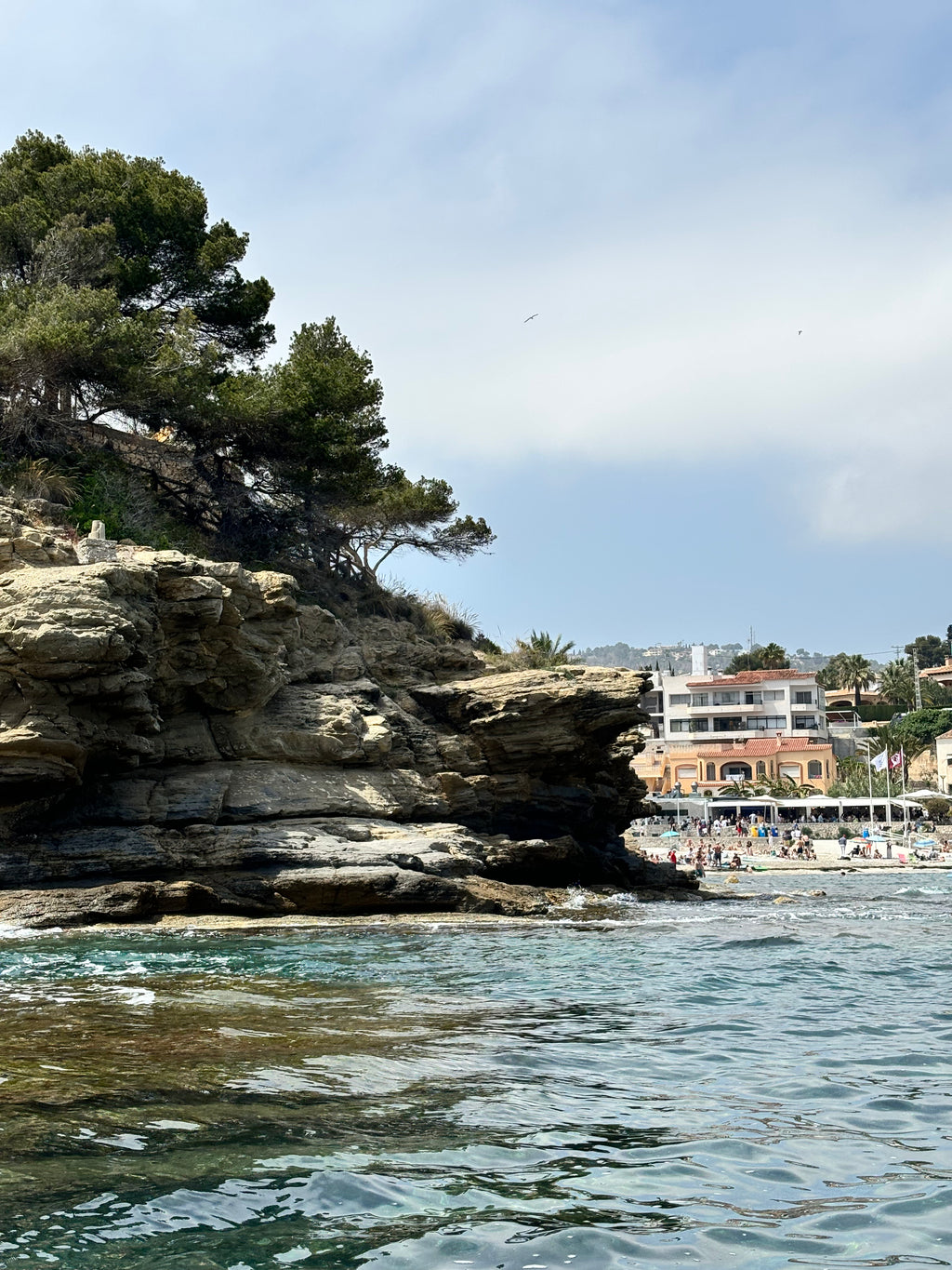 Starts vasarai: saule, jūra un klintis