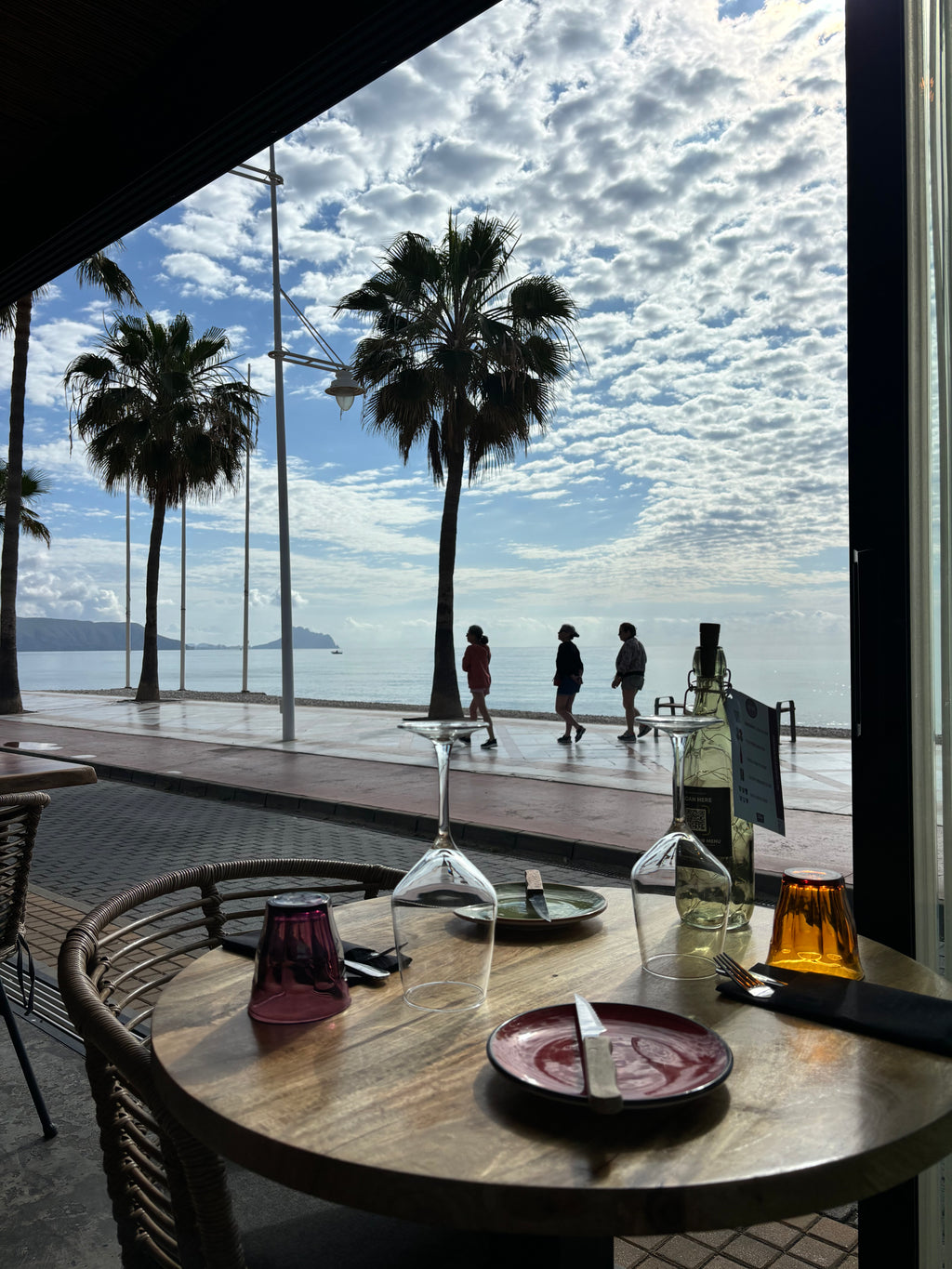 Starts vasarai: saule, jūra un klintis