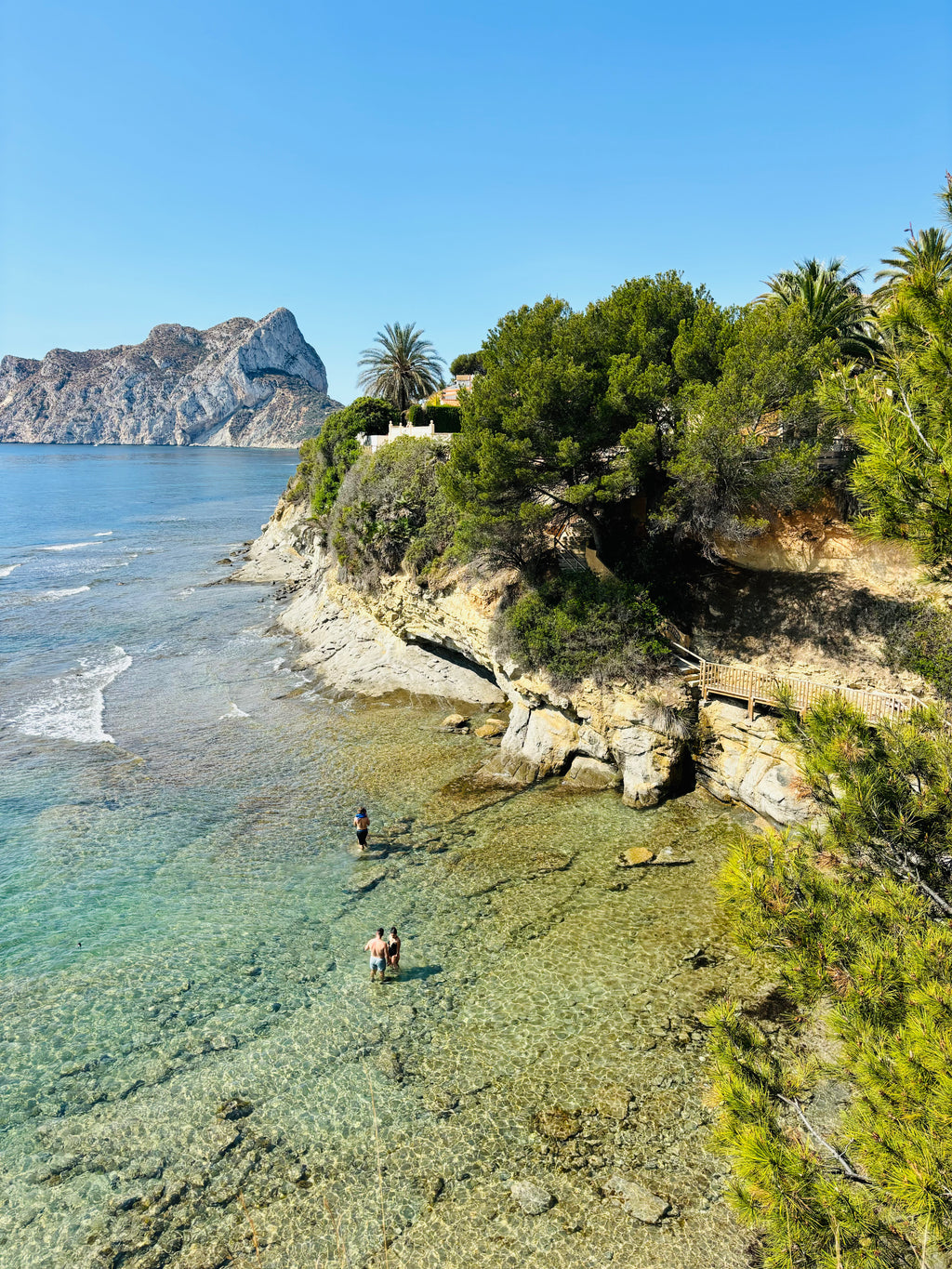 Starts vasarai: saule, jūra un klintis