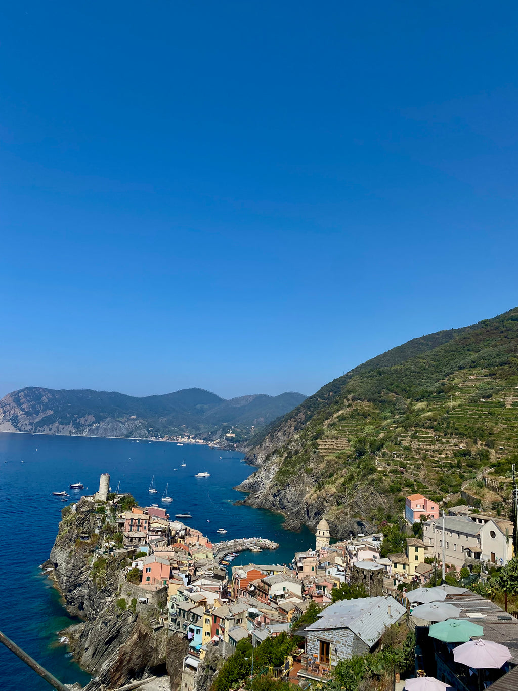 No ciemata uz ciematu: pārgājiens Cinque Terre, Itālija