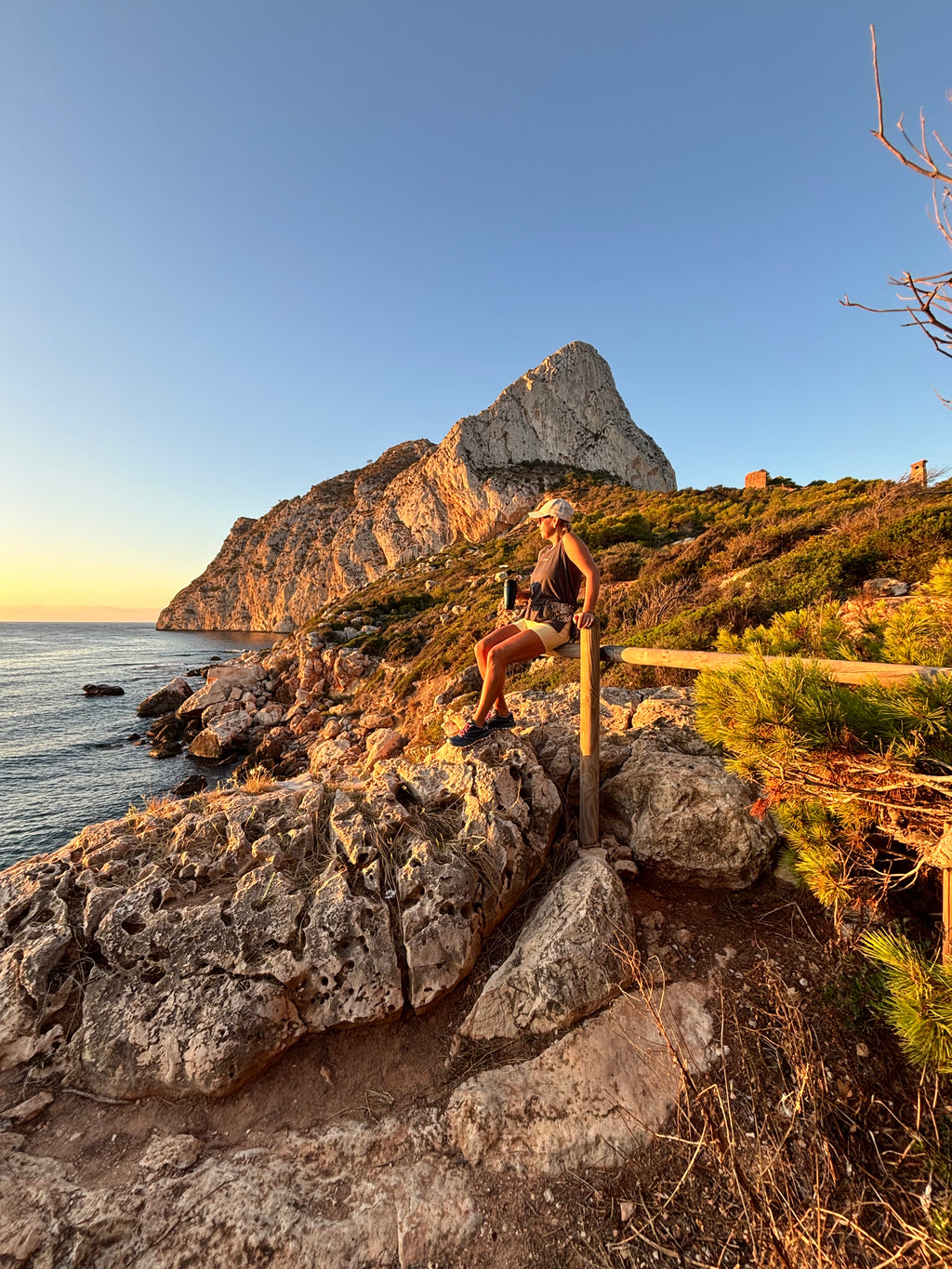Starts vasarai: saule, jūra un klintis