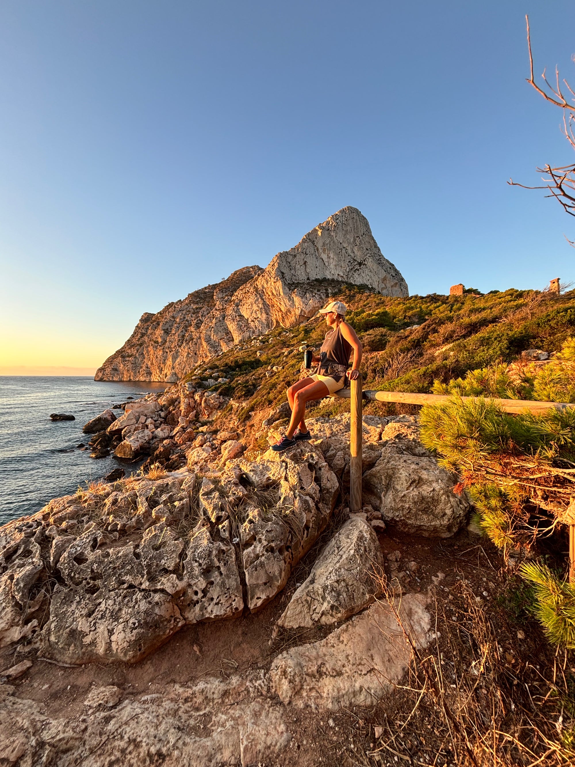 Starts vasarai: saule, jūra un klintis