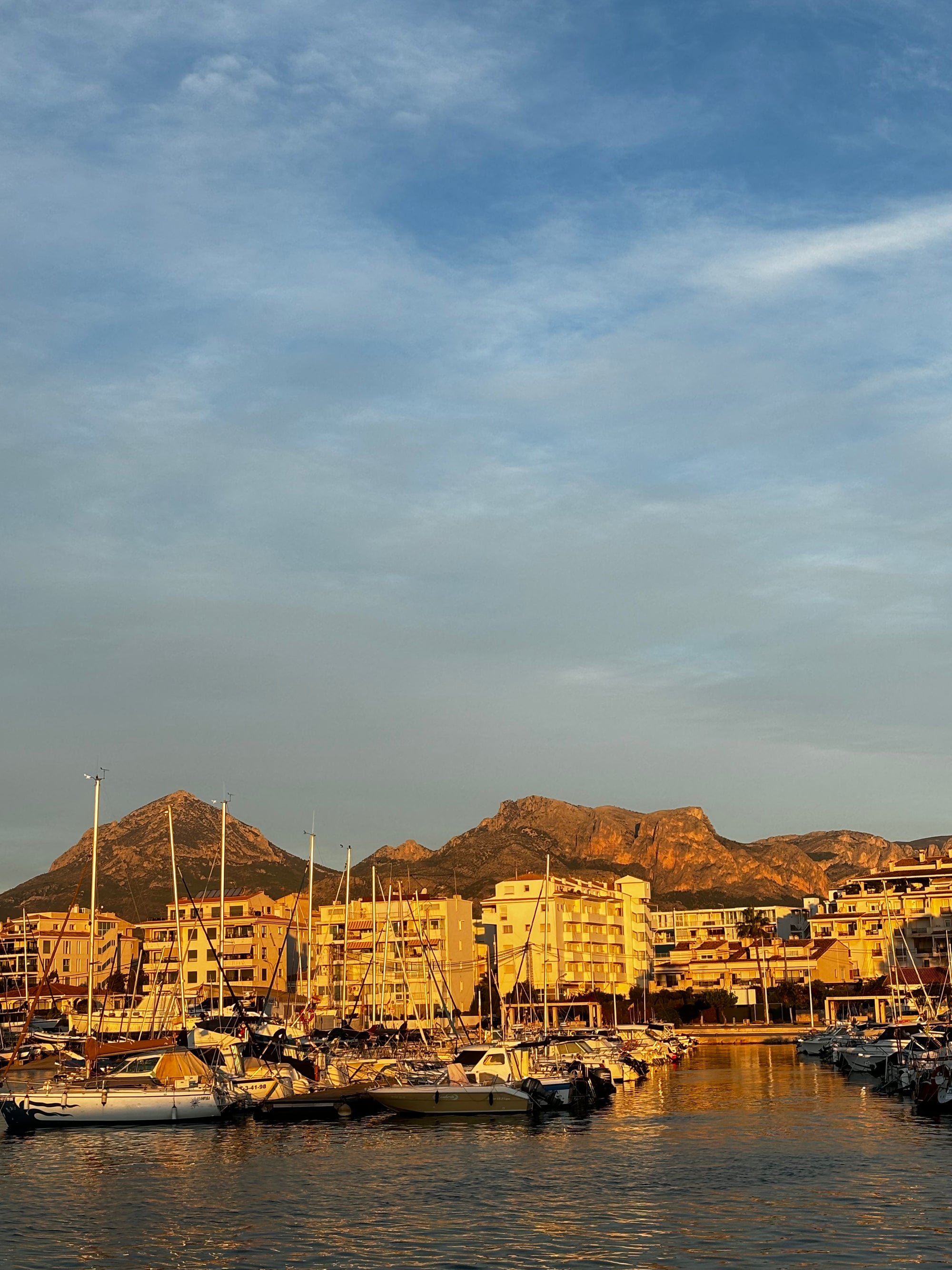 Bohēmas baudītājiem – māksla, jūra un dzīves garša Altea (Spānija)