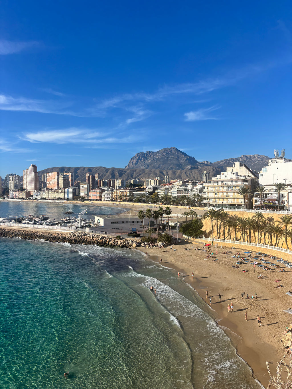 Starts vasarai: saule, jūra un klintis