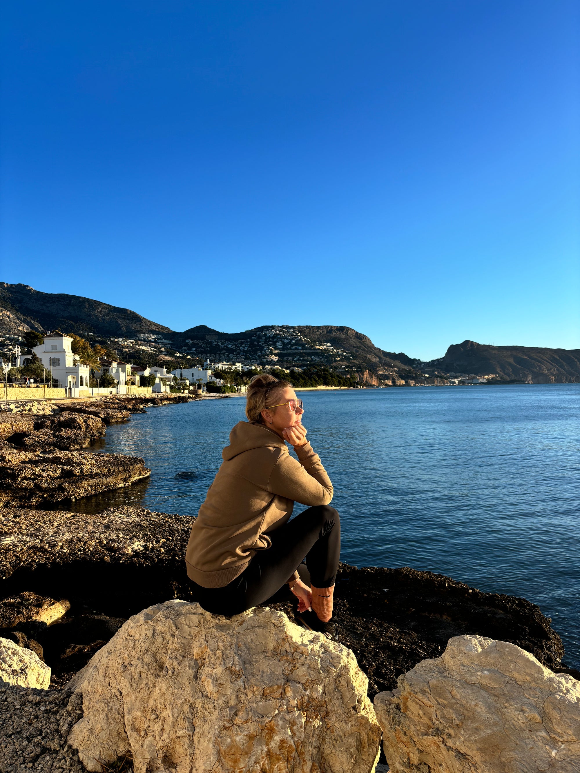 Bohēmas baudītājiem – māksla, jūra un dzīves garša Altea (Spānija)