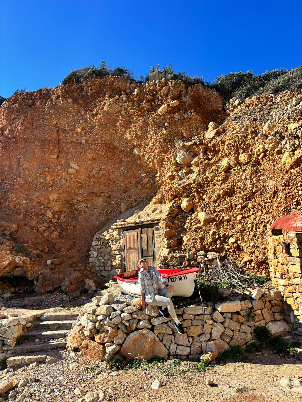 Starts vasarai: saule, jūra un klintis