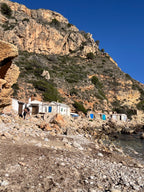 Starts vasarai: saule, jūra un klintis