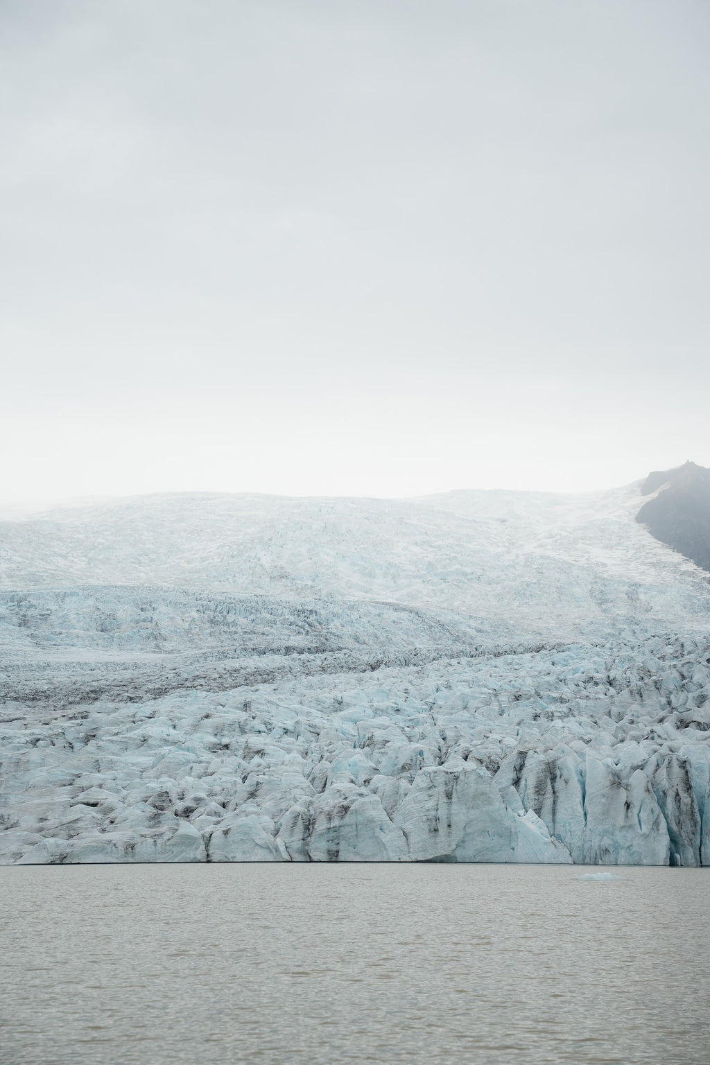 Uguns un ledus zeme Islande