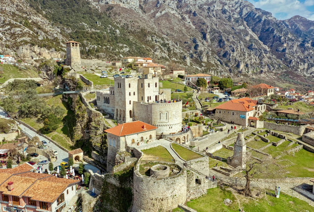 Albānija — piekrastes skaistums un kalnu elpa