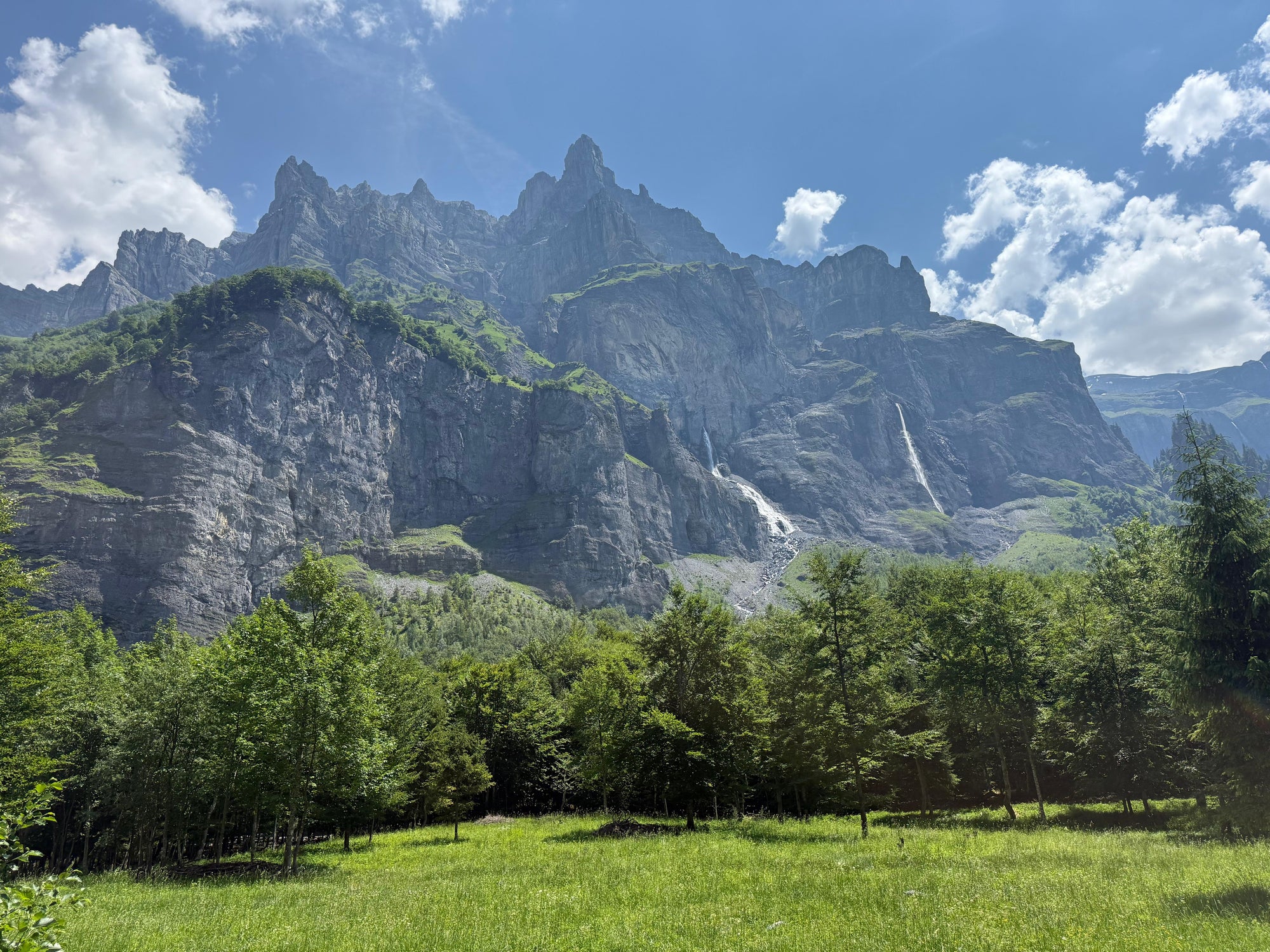 No Francijas dabas līdz Šveices Gruyeres sieram un šokolādes aromātam