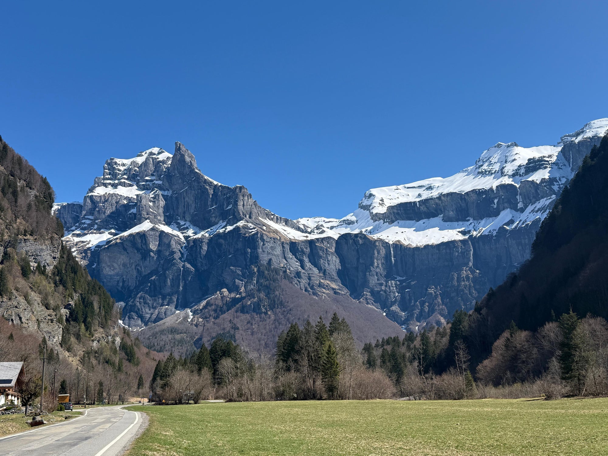 No Francijas dabas līdz Šveices Gruyeres sieram un šokolādes aromātam