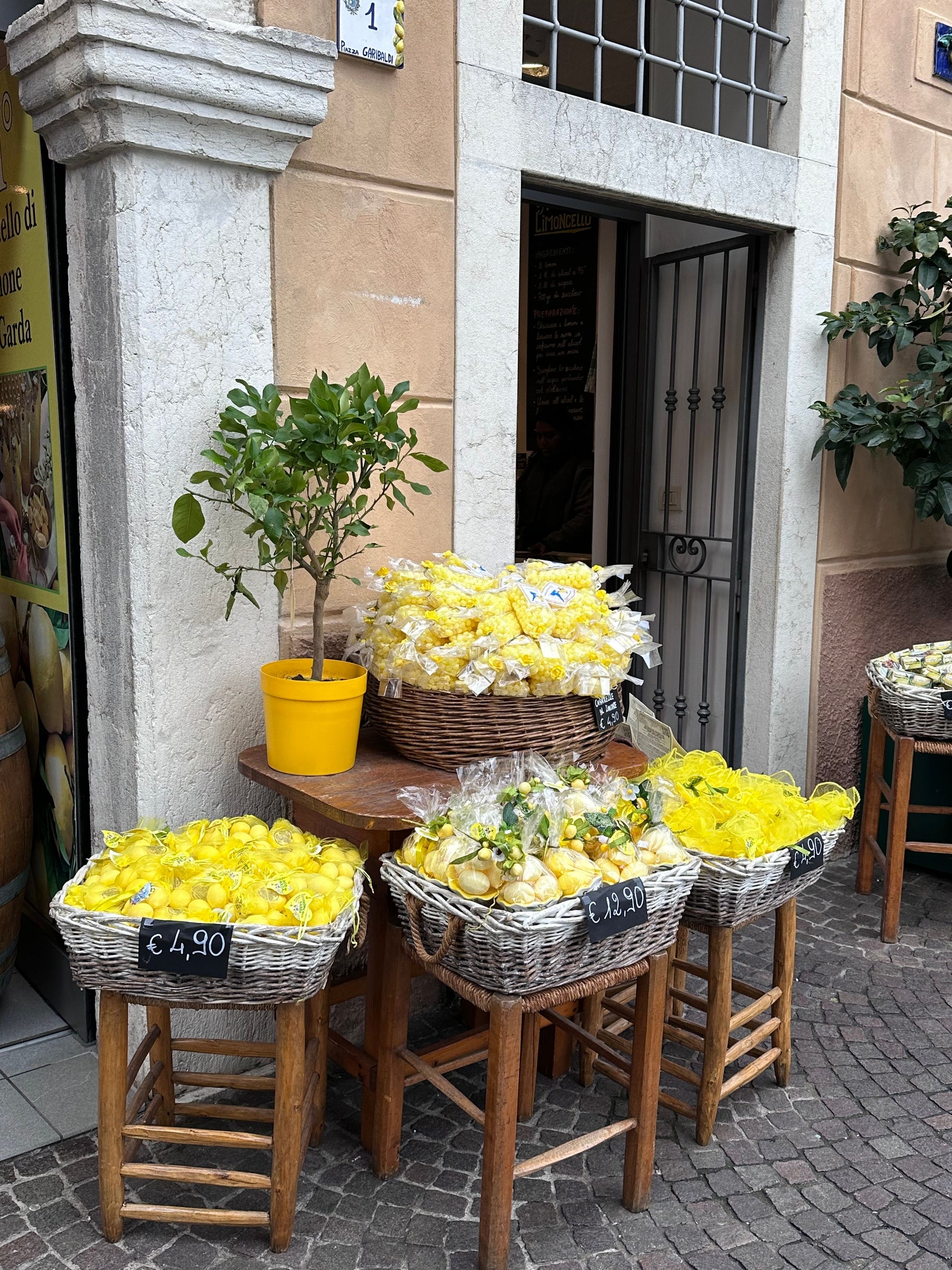 Jauniešu brīvlaiks pie Gardas ezera