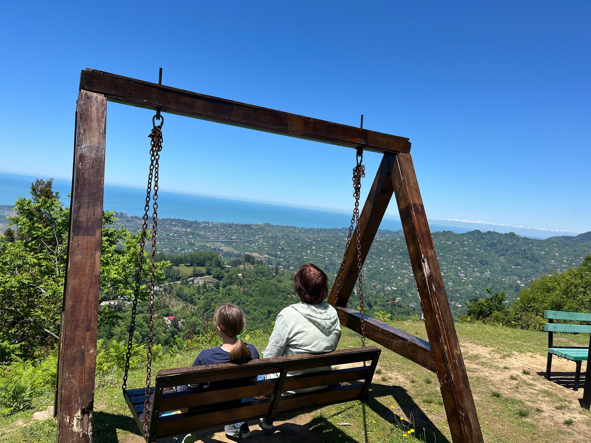 Lieldienās pie Melnās jūras: pavasaris un garšu piedzīvojums Gruzijā