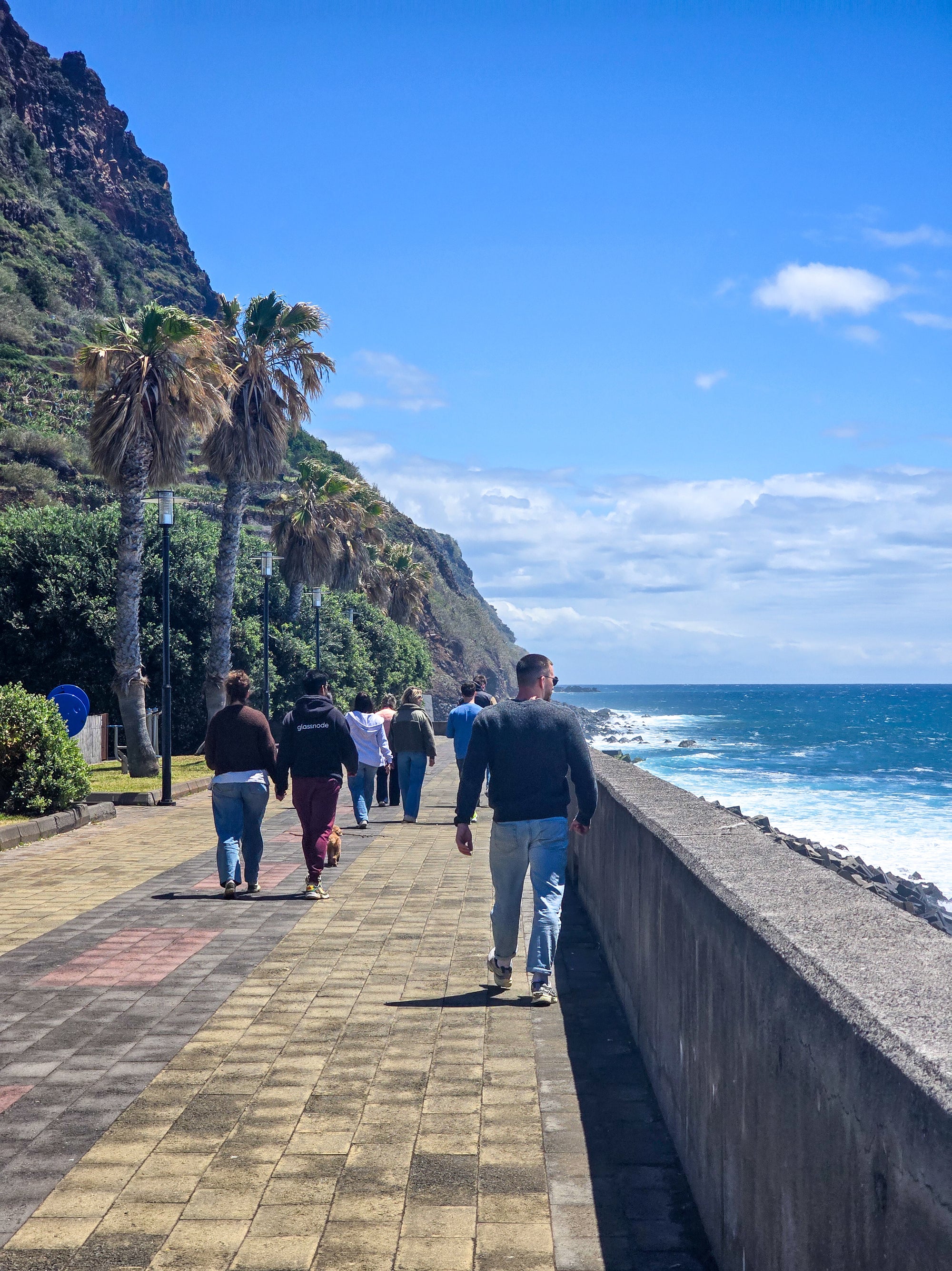 Atlantijas pērle Madeira: dārzi, kalni, levadas un okeāns