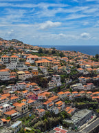 Atlantijas pērle Madeira: dārzi, kalni, levadas un okeāns