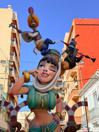 Valensija - krāšņā festivāla "Las Fallas" laikā - Spānijas kultūras pērle