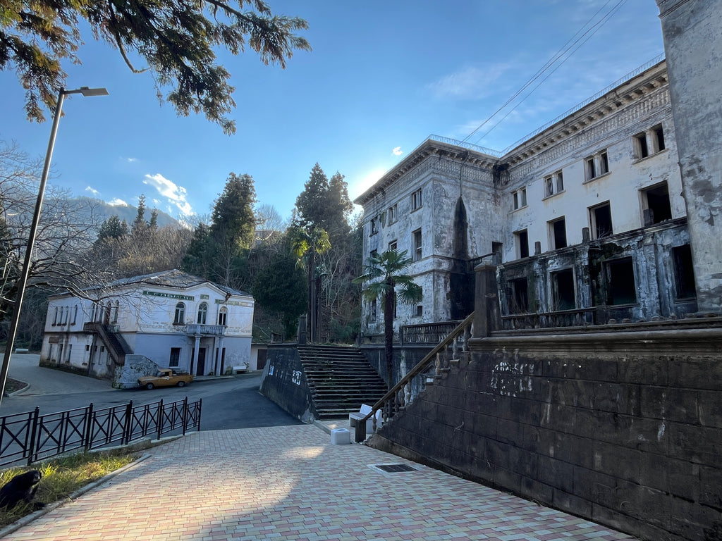 Gruzijas mazpilsēta, kas dzīvo lēni: Melnās jūras piekraste sezonas laikā 3