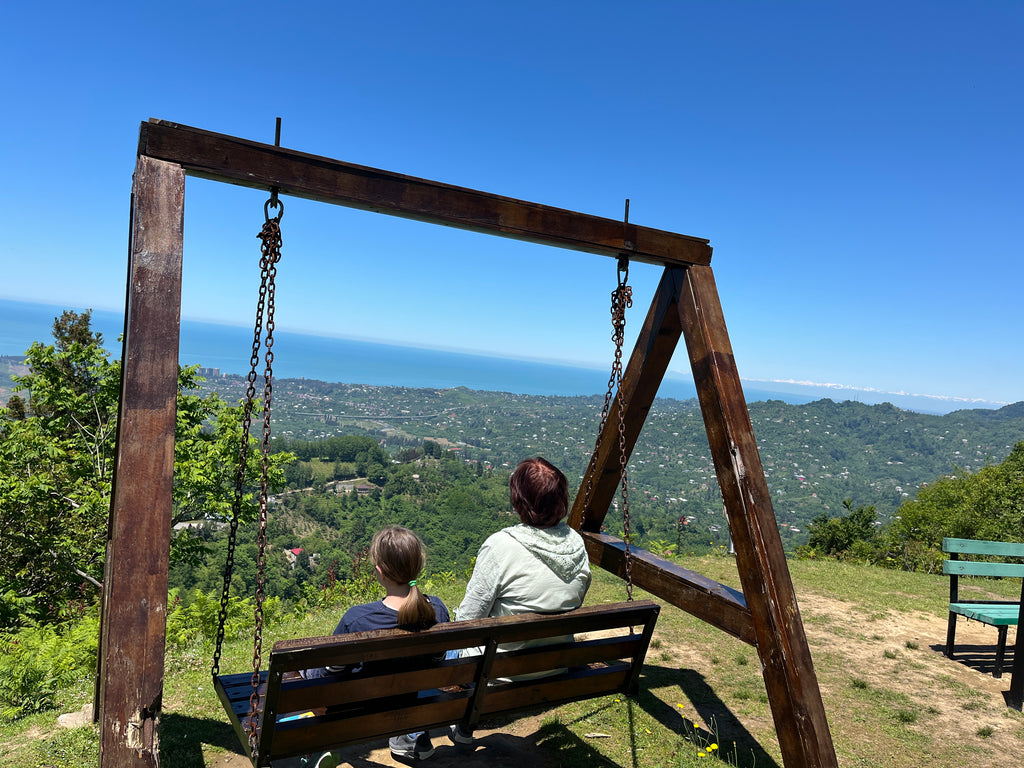 Gruzijas mazpilsēta, kas dzīvo lēni: Melnās jūras piekraste sezonas laikā 3