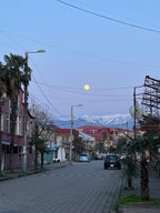 Lieldienās pie Melnās jūras: pavasaris un garšu piedzīvojums Gruzijā